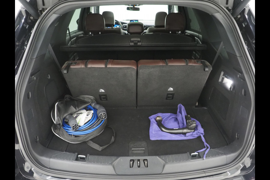 Ford Explorer 3.0 V6 EcoBoost PHEV Platinum 7P | Panoramadak | Trekhaak | B&O Audio | Massage | 360 | Keyless | Adaptive Cruise |