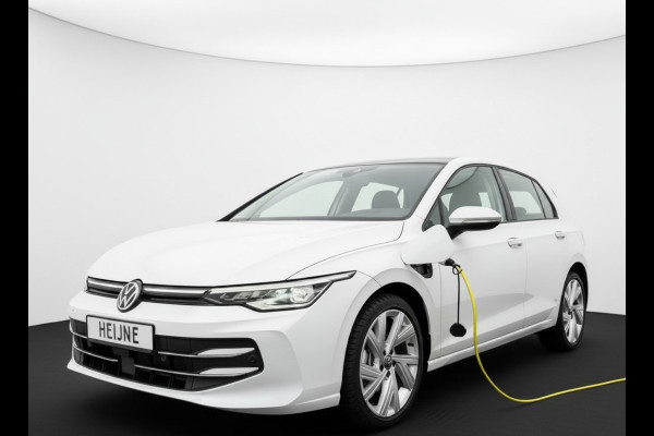 Volkswagen Golf 1.5 eHybrid 204PK PHEV STYLE EDITION CAMERA/NAVI/HEAD-UP/CARPLAY *verlengde fabrieksgarantie t/m2030*