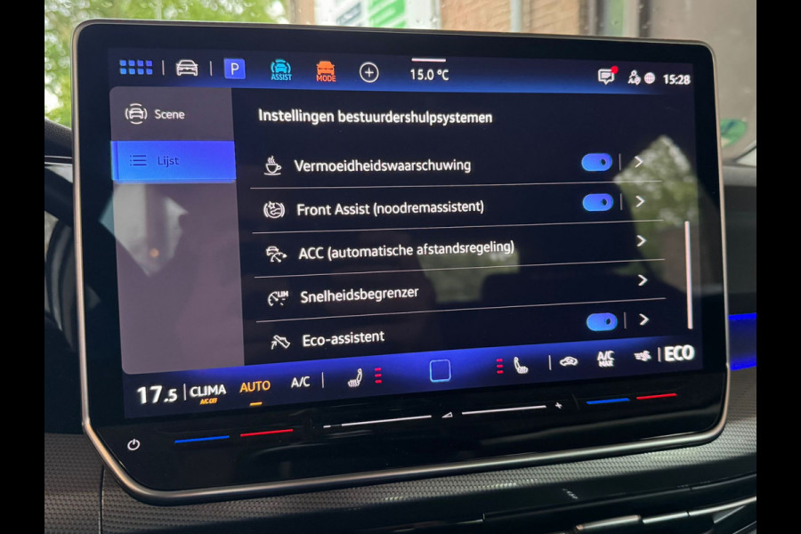 Volkswagen Golf 1.5 eHybrid 204PK PHEV STYLE EDITION CAMERA/NAVI/HEAD-UP/CARPLAY *verlengde fabrieksgarantie t/m2030*