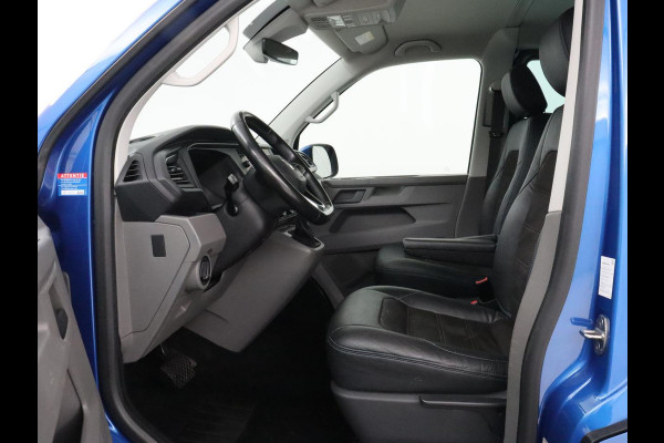 Volkswagen Transporter 2.0 TDI L2H1 30 DC Highline | Leder/Alcantara | Stoelverwarming | Trekhaak | Carplay | Camera | Adaptive cruise | Full LED | Navigatie | Parkeerhulp | 19'' | 5-Persoons | Origineel NL