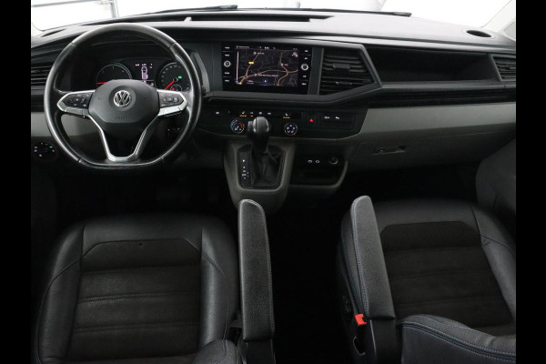 Volkswagen Transporter 2.0 TDI L2H1 30 DC Highline | Leder/Alcantara | Stoelverwarming | Trekhaak | Carplay | Camera | Adaptive cruise | Full LED | Navigatie | Parkeerhulp | 19'' | 5-Persoons | Origineel NL