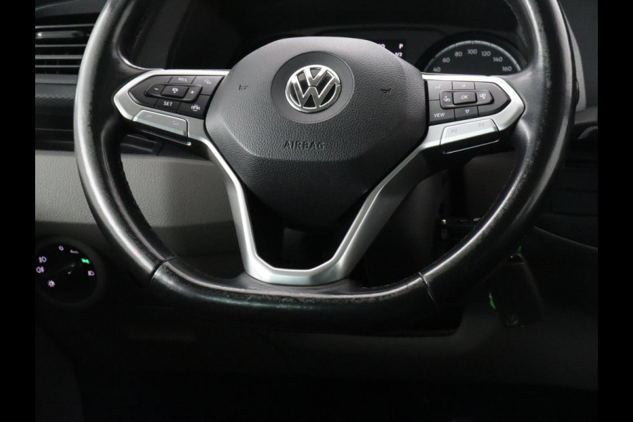 Volkswagen Transporter 2.0 TDI L2H1 30 DC Highline | Leder/Alcantara | Stoelverwarming | Trekhaak | Carplay | Camera | Adaptive cruise | Full LED | Navigatie | Parkeerhulp | 19'' | 5-Persoons | Origineel NL