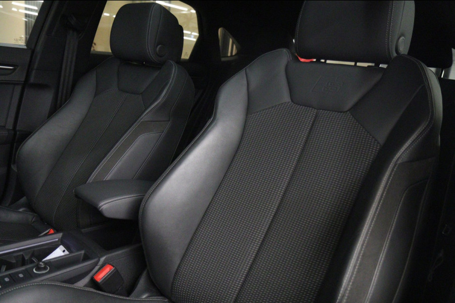 Audi Q3 Sportback 45 TFSI e 3X S-Line /PANO/CARPLAY/KEYLES/STOELV/BOMVOL