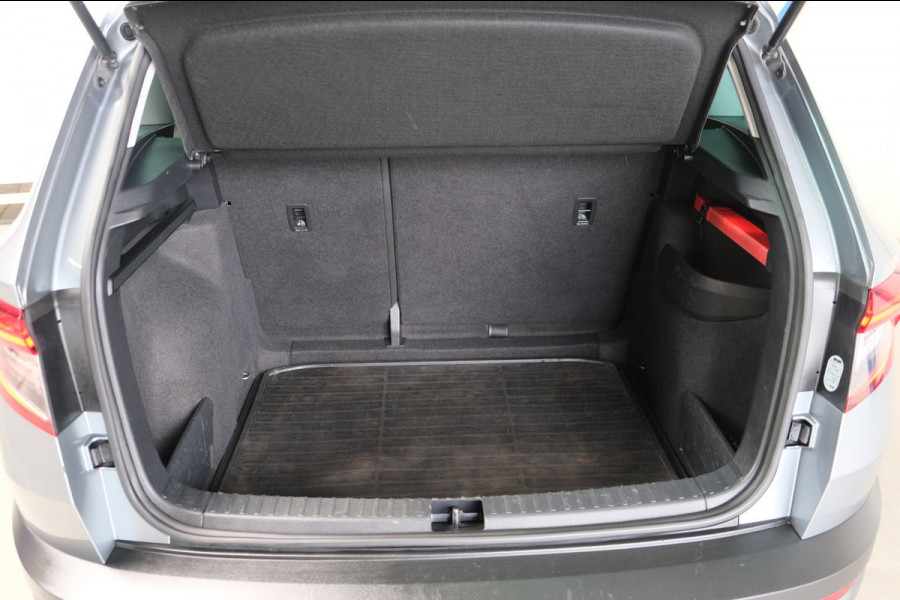 Škoda Karoq 1.5 TSI ACT Ambition Business Automaat - N.A.P. Airco, Cruise, Navi, PDC, Carplay, Trekhaak.