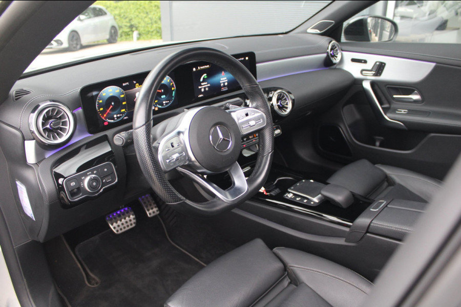 Mercedes-Benz CLA-Klasse 250 e AMG-Line Org. NL| Pano | Sfeer | Memory | Burmester | Camera
