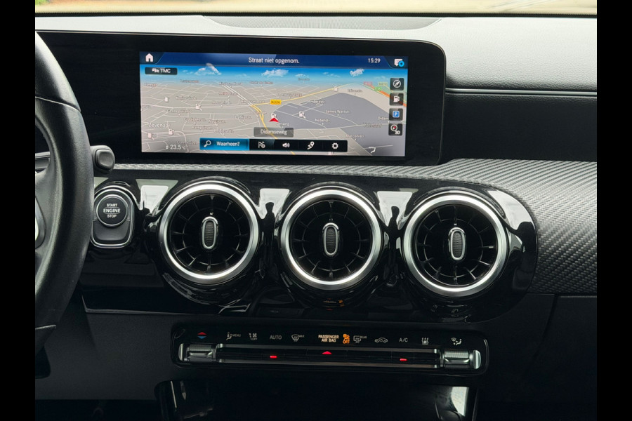 Mercedes-Benz A-Klasse 250 e Business Solution Luxury Limited 218 Pk| Navigatie | Clima | Camera | Cruise | Led | Half Leder |