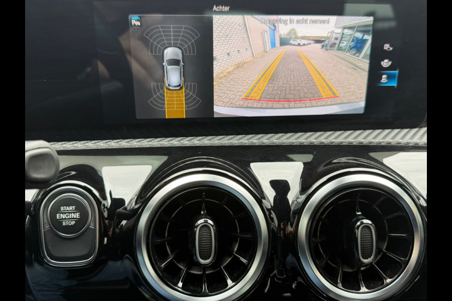 Mercedes-Benz A-Klasse 250 e Business Solution Luxury Limited 218 Pk| Navigatie | Clima | Camera | Cruise | Led | Half Leder |