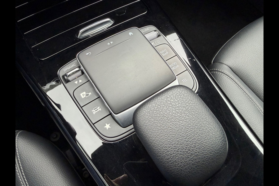 Mercedes-Benz A-Klasse 250 e Business Solution Luxury Limited 218 Pk| Navigatie | Clima | Camera | Cruise | Led | Half Leder |