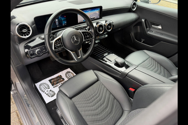 Mercedes-Benz A-Klasse 250 e Business Solution Luxury Limited 218 Pk| Navigatie | Clima | Camera | Cruise | Led | Half Leder |