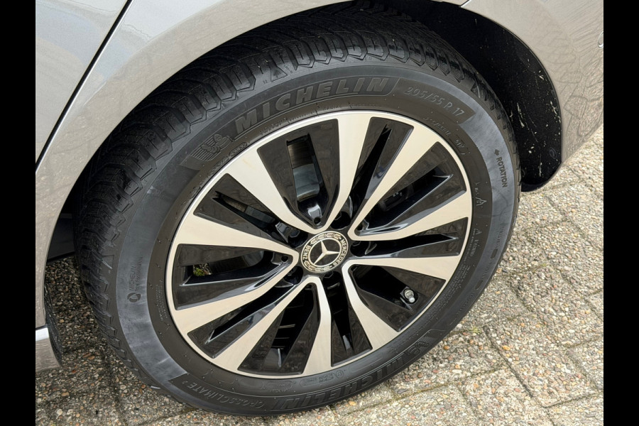 Mercedes-Benz A-Klasse 250 e Business Solution Luxury Limited 218 Pk| Navigatie | Clima | Camera | Cruise | Led | Half Leder |