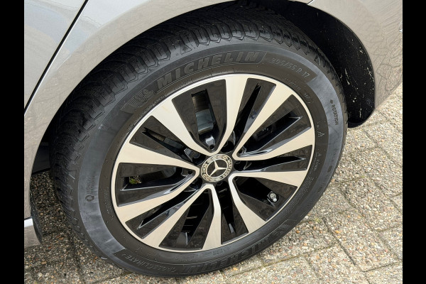 Mercedes-Benz A-Klasse 250 e Business Solution Luxury Limited 218 Pk| Navigatie | Clima | Camera | Cruise | Led | Half Leder |