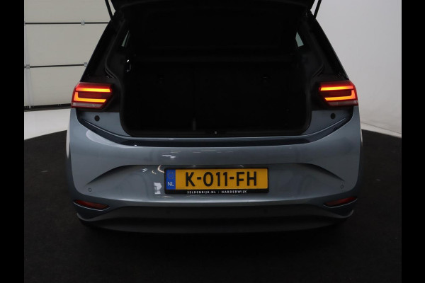 Volkswagen ID.3 Life 58 kWh | SOH 88,8% | Stoel & stuurverwarming | Carplay | Adaptive cruise | Navigatie | Full LED | Parkeerhulp | DAB | Climate control