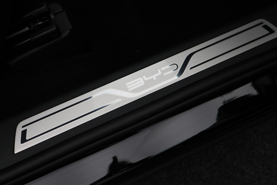 BYD SEAL U 1.5 DM-i FWD Boost PHEV Panoramadak, Head-Up, 360° Camera, Stoelventilatie, Memory, Leer, ACC, 19"