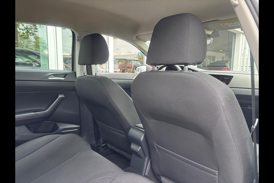 Volkswagen Polo 1.0 TSI Highline Business | Apple Carplay | Stoelverwarming | Parkeersensoren | Cruise