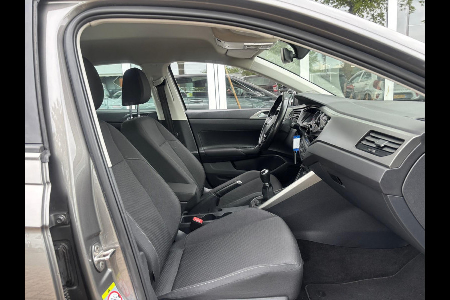 Volkswagen Polo 1.0 TSI Highline Business | Apple Carplay | Stoelverwarming | Parkeersensoren | Cruise