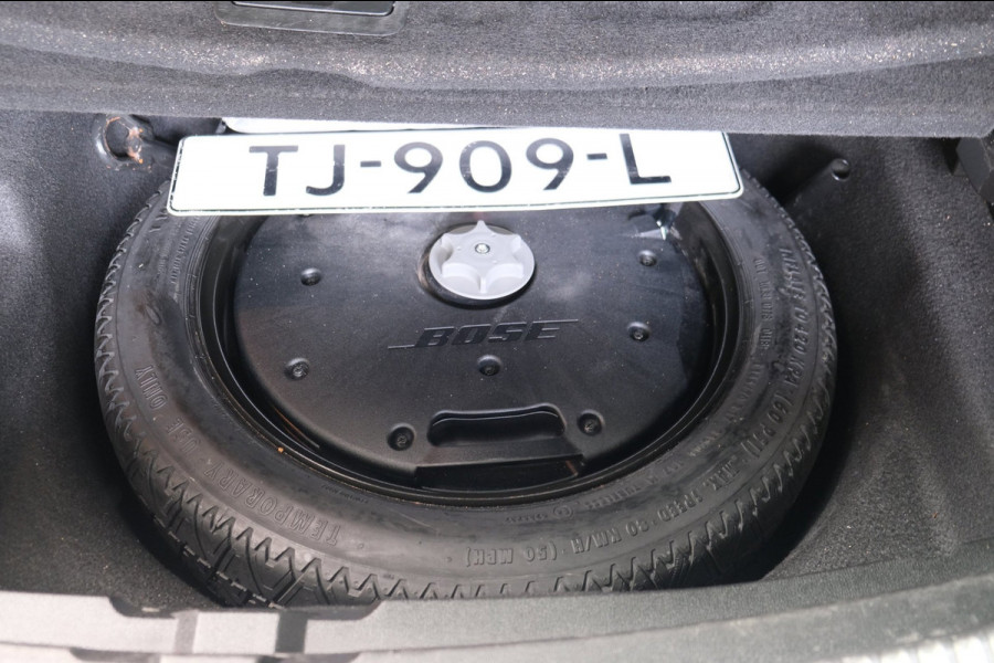 Renault Mégane Estate 1.5 dCi Bose ( Export €5900,- Netto Netto )