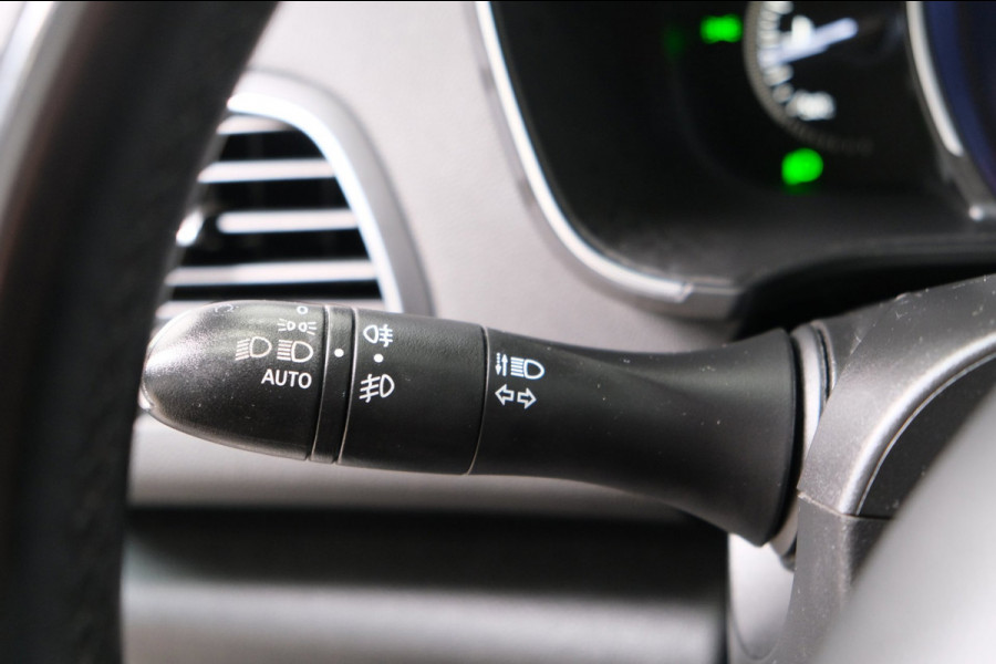 Renault Mégane Estate 1.5 dCi Bose ( Export €5900,- Netto Netto )