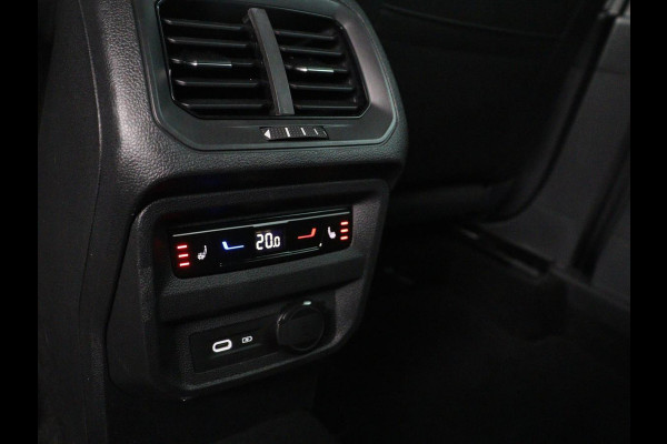 Volkswagen Tiguan 1.4 TSI eHybrid Elegance Exclusive | SOH 89,1% | Leder | Stoelverwarming | 360 Camera | Virtual Cockpit | Adaptive cruise | Carplay | Sfeerverlichting | Navigatie | Matrix LED | PHEV | Plug In