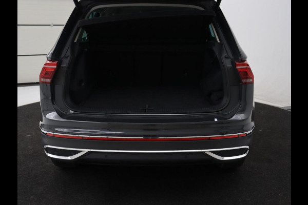 Volkswagen Tiguan 1.4 TSI eHybrid Elegance Exclusive | SOH 89,1% | Leder | Stoelverwarming | 360 Camera | Virtual Cockpit | Adaptive cruise | Carplay | Sfeerverlichting | Navigatie | Matrix LED | PHEV | Plug In