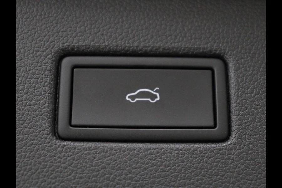 Volkswagen Tiguan 1.4 TSI eHybrid Elegance Exclusive | SOH 89,1% | Leder | Stoelverwarming | 360 Camera | Virtual Cockpit | Adaptive cruise | Carplay | Sfeerverlichting | Navigatie | Matrix LED | PHEV | Plug In