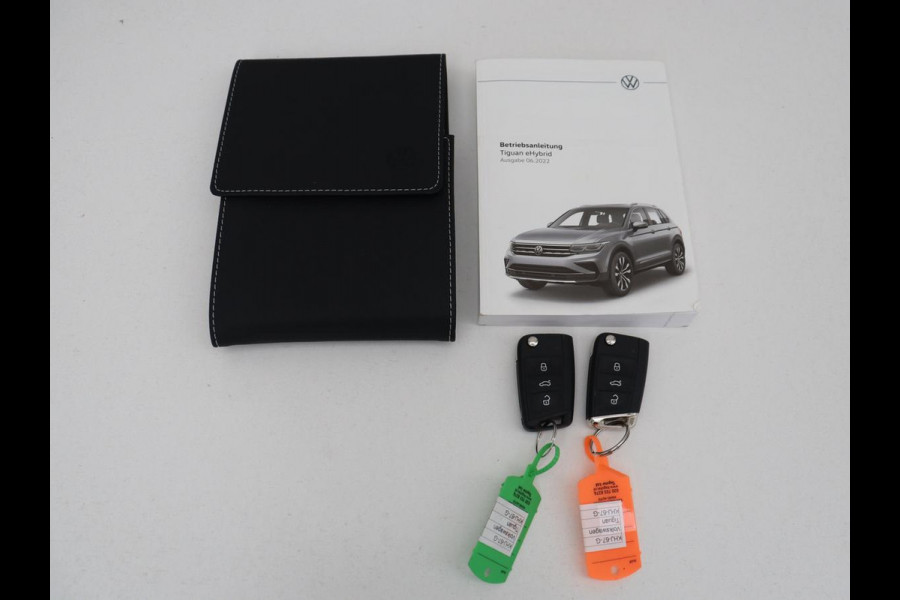 Volkswagen Tiguan 1.4 TSI eHybrid Elegance Exclusive | SOH 89,1% | Leder | Stoelverwarming | 360 Camera | Virtual Cockpit | Adaptive cruise | Carplay | Sfeerverlichting | Navigatie | Matrix LED | PHEV | Plug In
