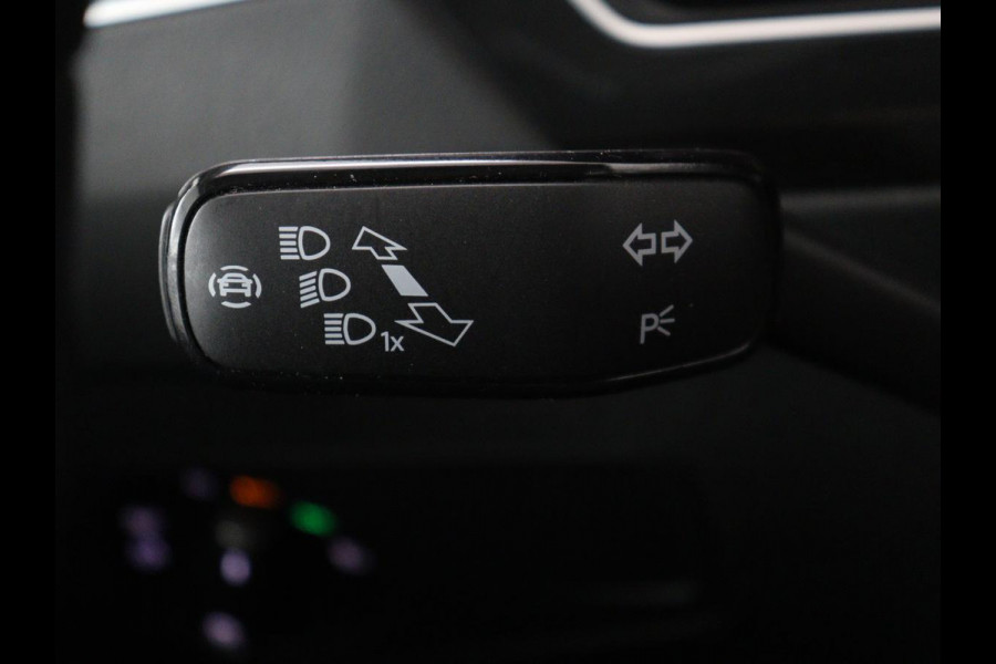 Volkswagen Tiguan 1.4 TSI eHybrid Elegance Exclusive | SOH 89,1% | Leder | Stoelverwarming | 360 Camera | Virtual Cockpit | Adaptive cruise | Carplay | Sfeerverlichting | Navigatie | Matrix LED | PHEV | Plug In