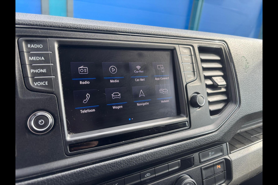 Volkswagen Crafter 30 2.0 TDI L3H3 Highline | Apple Carplay | Leer | 3 Zitplaatsen | Parkeersensoren