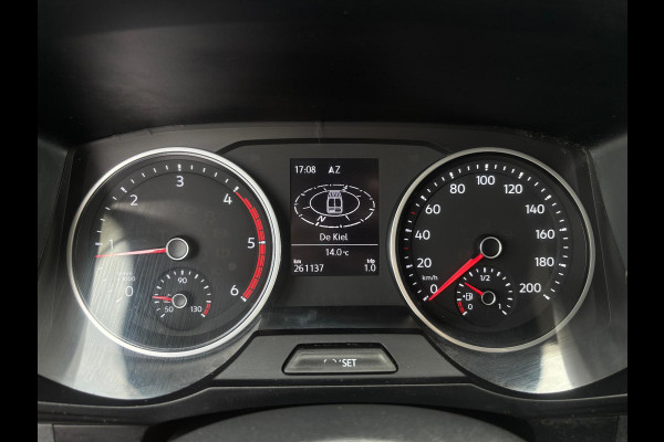 Volkswagen Crafter 30 2.0 TDI L3H3 Highline | Apple Carplay | Leer | 3 Zitplaatsen | Parkeersensoren