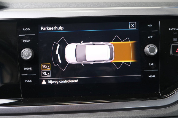 Volkswagen Polo 1.0 TSI Highline Business R-Line Automaat - N.A.P. Airco, Cruise, PDC, Carplay, Navi.