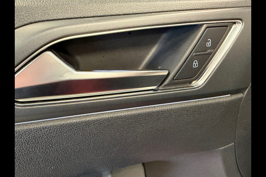 Volkswagen Taigo 1.5 TSI 3X R-Line Business AUT. PANO PDC ACC VITRUAL NAVI APPLE CARPLAY STOELVERWARMING SPIEGELVERWARMING