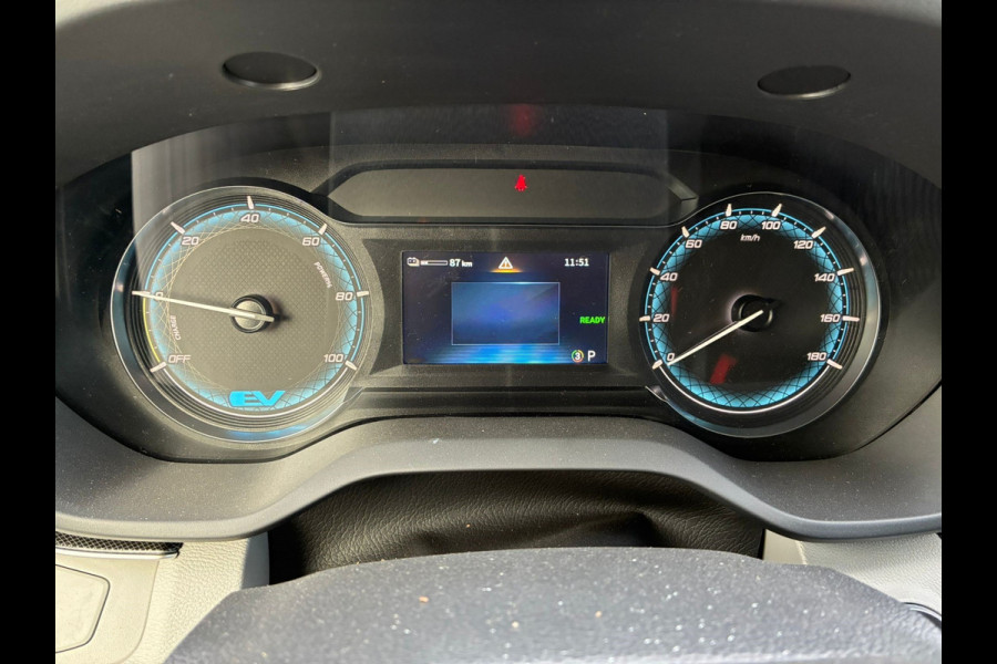Maxus eDeliver 9 L3H2 72kWh Nieuw! 405KM WLTP L3H2 204 PK 72kWh Snelladen Laadkabel Cruise control Led Airco Apple Carplay Achteruitrij Camera Parkeersensoren BPM vrij