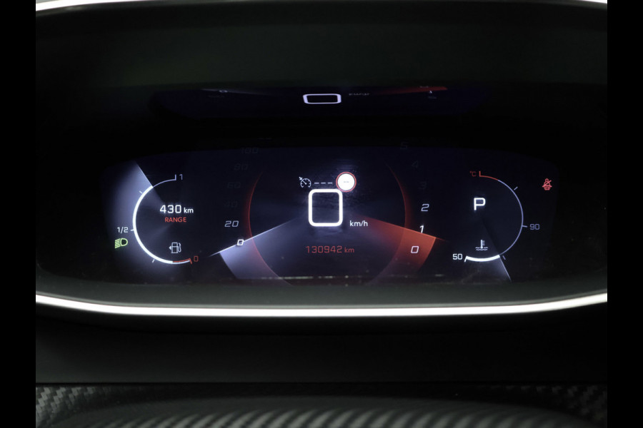 Peugeot 2008 1.2 PureTech Allure Pack Sport (APPLE CARPLAY,NAVI,CAMERA,360 VIEW,DIGITAL COCKPIT,LED,GETINT,SPORTSTOELEN,LM VELGEN)