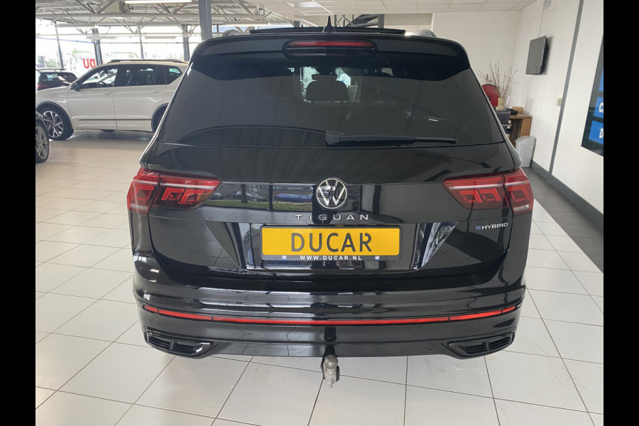 Volkswagen Tiguan 1.4 TSI eHybrid R-Line Business+Black style Panoramadak / Trekhaak /Carplay/ Leer