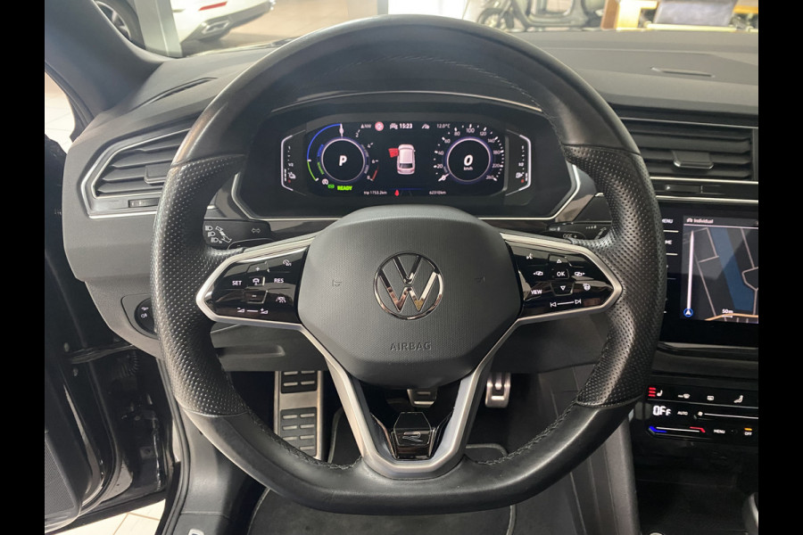 Volkswagen Tiguan 1.4 TSI eHybrid R-Line Business+Black style Panoramadak / Trekhaak /Carplay/ Leer