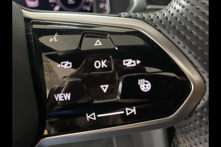 Volkswagen Tiguan 1.4 TSI eHybrid R-Line Business+Black style Panoramadak / Trekhaak /Carplay/ Leer