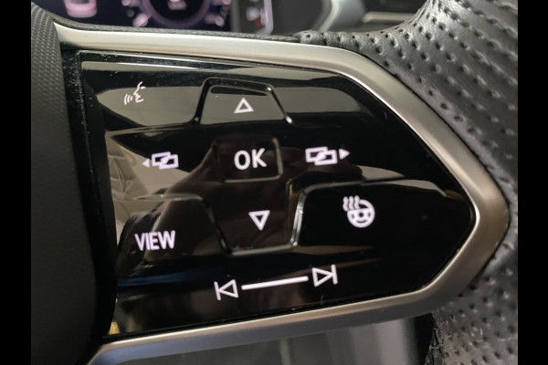 Volkswagen Tiguan 1.4 TSI eHybrid R-Line Business+Black style Panoramadak / Trekhaak /Carplay/ Leer