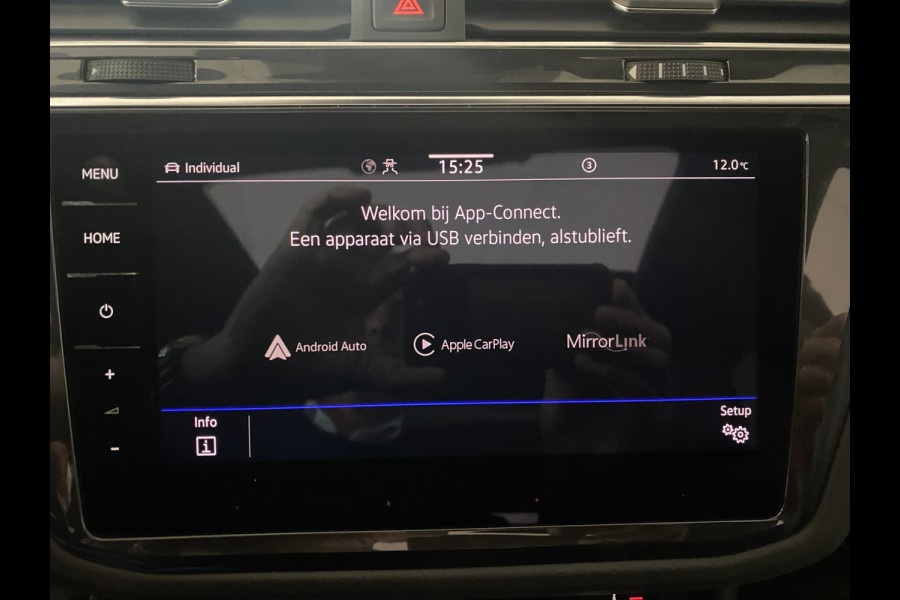 Volkswagen Tiguan 1.4 TSI eHybrid R-Line Business+Black style Panoramadak / Trekhaak /Carplay/ Leer