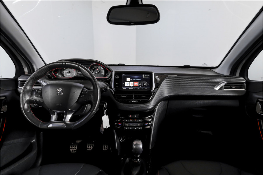 Peugeot 2008 1.2 PureTech GT-line 131 PK | Pano | Cruise | Stoelverw. | PDC | Camera | NAV + App. Conect | ECC | LM 17" |