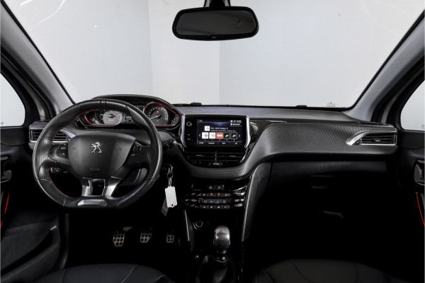 Peugeot 2008 1.2 PureTech GT-line 131 PK | Pano | Cruise | Stoelverw. | PDC | Camera | NAV + App. Conect | ECC | LM 17" |