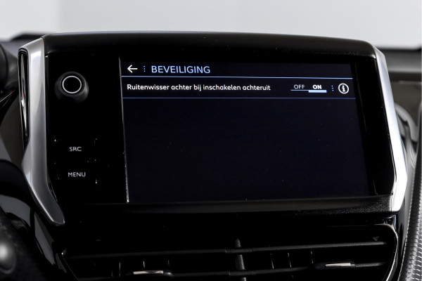 Peugeot 2008 1.2 PureTech GT-line 131 PK | Pano | Cruise | Stoelverw. | PDC | Camera | NAV + App. Conect | ECC | LM 17" |