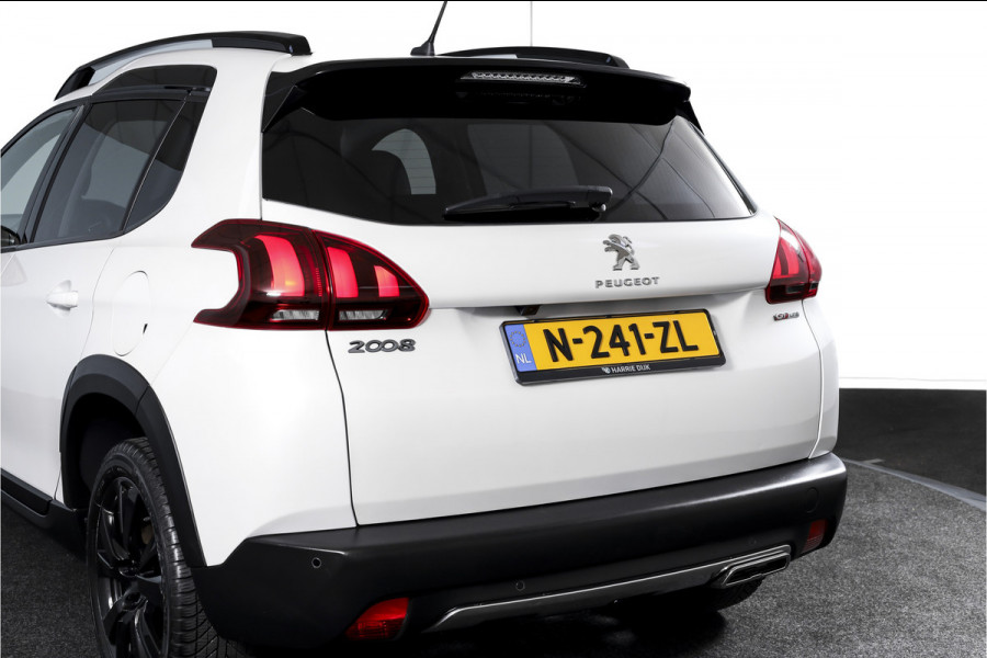 Peugeot 2008 1.2 PureTech GT-line 131 PK | Pano | Cruise | Stoelverw. | PDC | Camera | NAV + App. Conect | ECC | LM 17" |