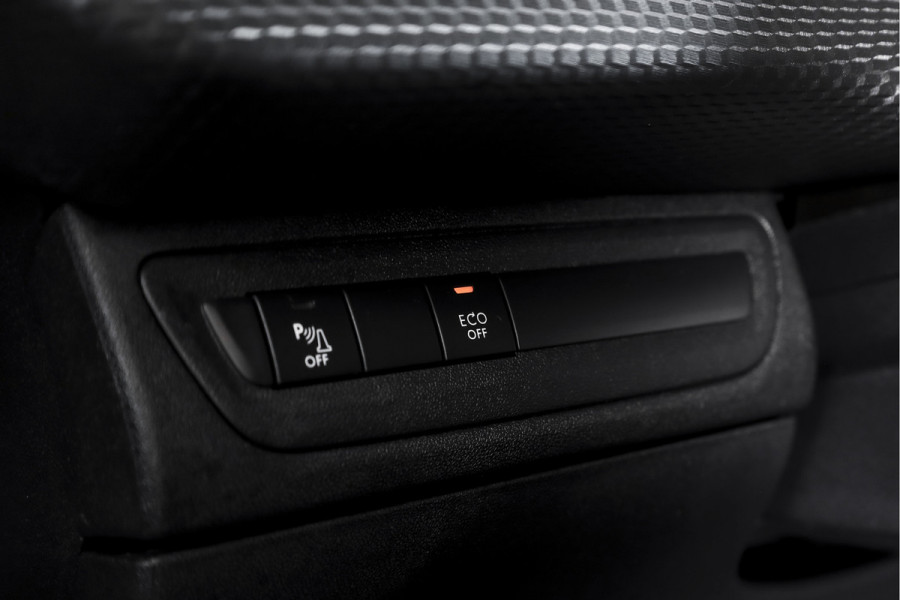 Peugeot 2008 1.2 PureTech GT-line 131 PK | Pano | Cruise | Stoelverw. | PDC | Camera | NAV + App. Conect | ECC | LM 17" |