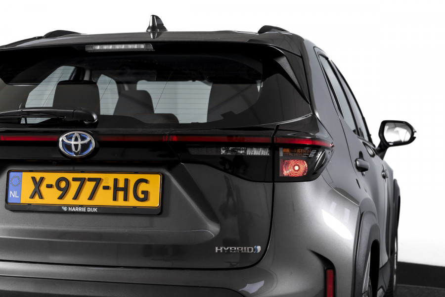 Toyota Yaris Cross 1.5 Hybrid 116 PK Active Orig. NL | Afn. Trekhaak | Adapt. Cruise | Camera | App. Connect | ECC | DAB | LM 16" |