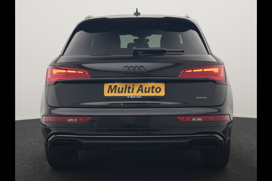 Audi Q5 50 TFSI e S edition PHEV 300pk Dealer O.H. | Trekhaak Af Fabriek | Camera | Lederen Sportstoelen Verwarmd | Sfeerverlichting | Keyless | Blis | Navigatie | DAB | 20"L.M | Virtual | Plug In Hybrid |