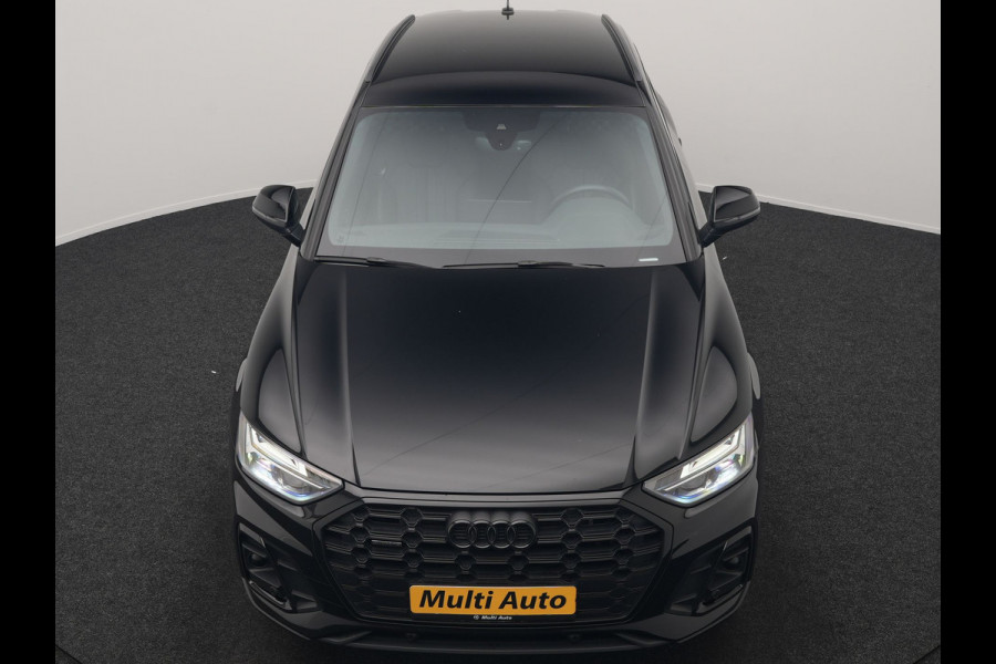 Audi Q5 50 TFSI e S edition PHEV 300pk Dealer O.H. | Trekhaak Af Fabriek | Camera | Lederen Sportstoelen Verwarmd | Sfeerverlichting | Keyless | Blis | Navigatie | DAB | 20"L.M | Virtual | Plug In Hybrid |