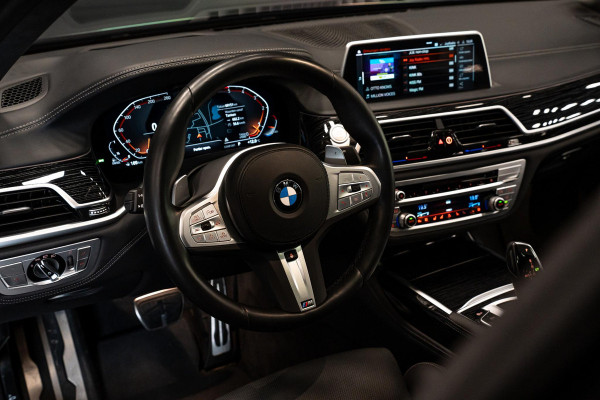 BMW 7 Serie 740d xDrive High Executive *M-Sport / Actieve-Besturing / Stoelventilatie / Entertainment-Achter / Alcantara-Hemel / Harman Kardon / Panorama*