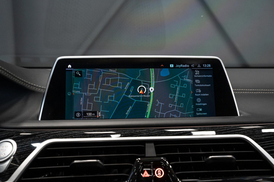 BMW 7 Serie 740d xDrive High Executive *M-Sport / Actieve-Besturing / Stoelventilatie / Entertainment-Achter / Alcantara-Hemel / Harman Kardon / Panorama*