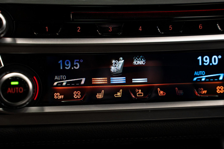 BMW 7 Serie 740d xDrive High Executive *M-Sport / Actieve-Besturing / Stoelventilatie / Entertainment-Achter / Alcantara-Hemel / Harman Kardon / Panorama*