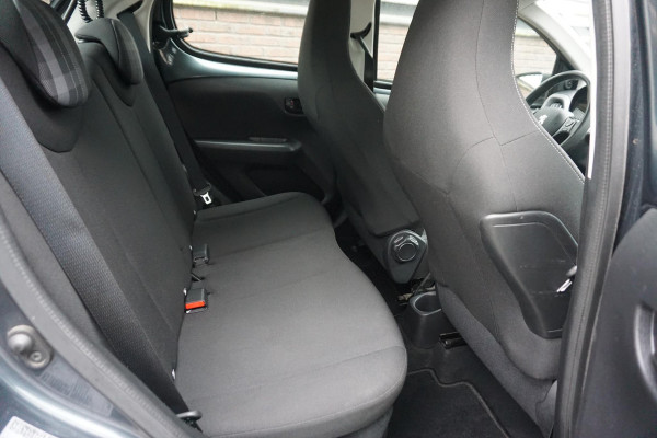 Peugeot 108 1.0 e-VTi Pack Premium/Apple Carplay/Camera.