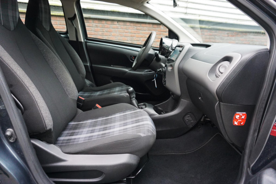 Peugeot 108 1.0 e-VTi Pack Premium/Apple Carplay/Camera.